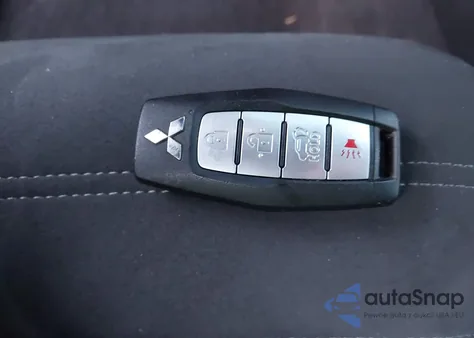 2022 Mitsubishi Outlander Black Edition 2Wd/Se 2.5 2Wd/Se Launch Edition 2Wd from USA, damaged, VIN JA4J3UA89NZ048052